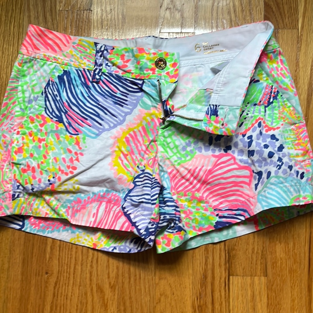 Lilly Pulitzer Callahan short, size 6